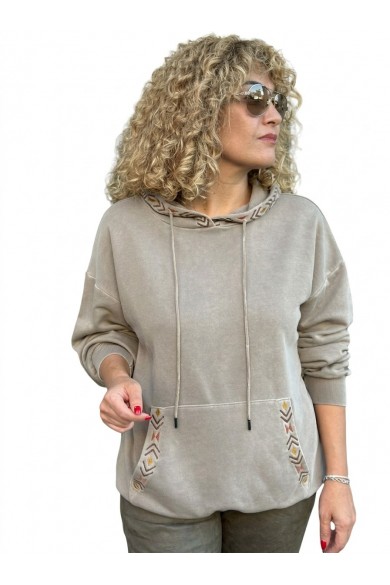Kadın Vizon İşlemeli Kapüşonlu Kanguru Cepli Sweatshirt